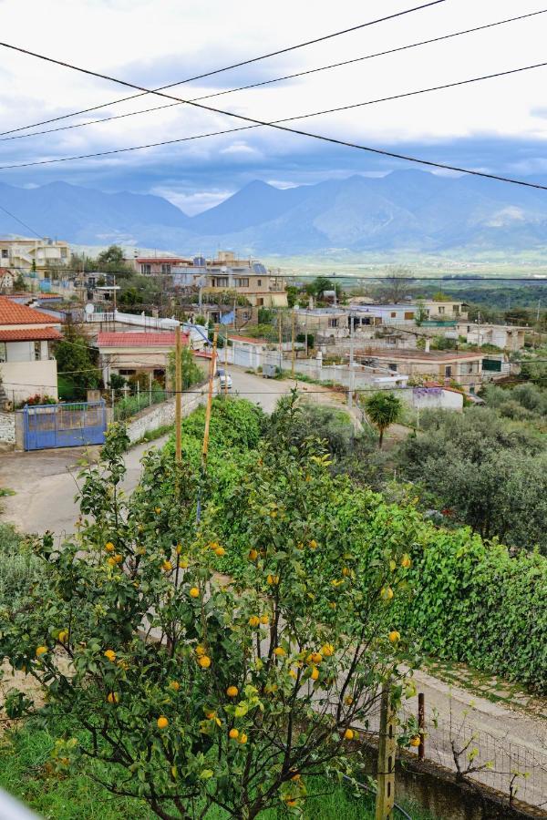 Appartamento Iphigenia Luxury Flat Sarandë Esterno foto