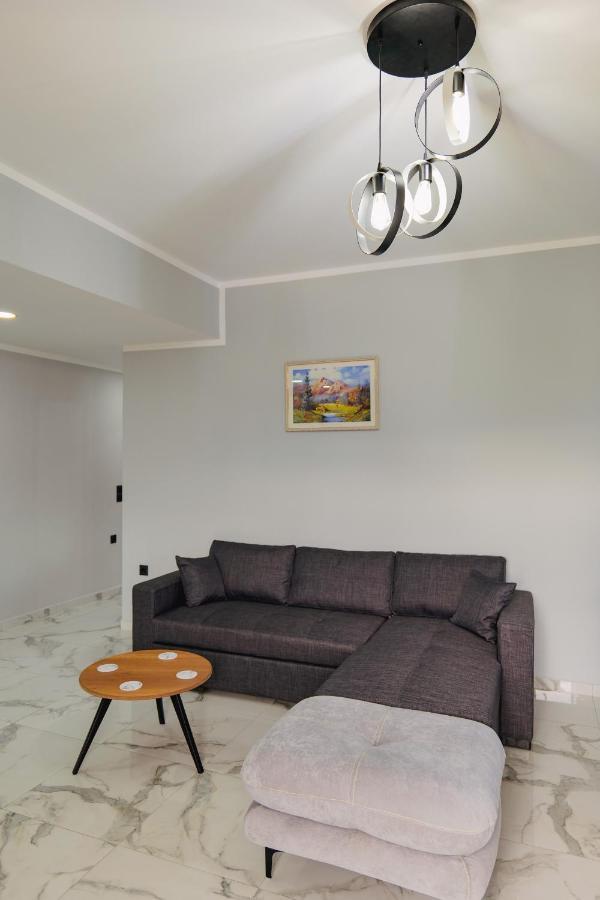 Appartamento Iphigenia Luxury Flat Sarandë Esterno foto